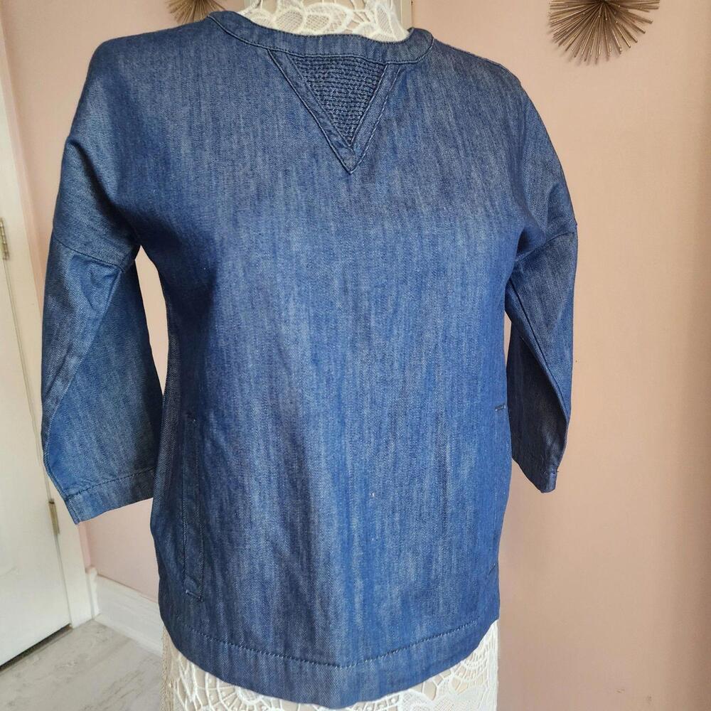 LKNW Whistles blue jean Denim shirt top Gold zip in back 3/4 sleeve 4 small